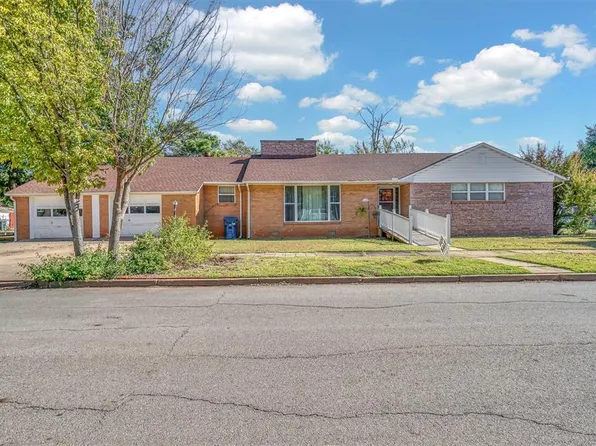 601 N Temple St, Cordell, OK 73632