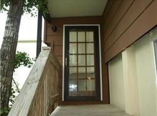 530 Narcissus Rd, Clear Lake Shores, TX 77565