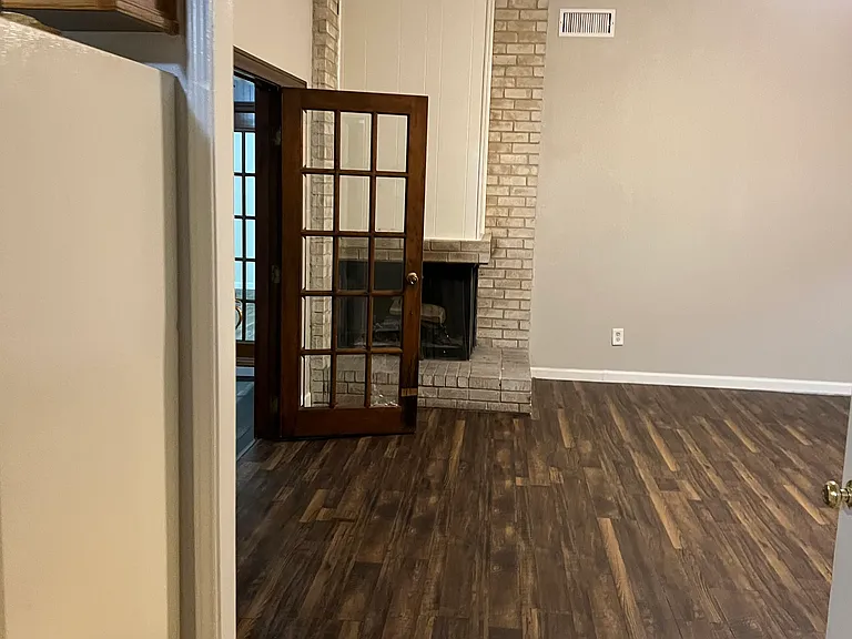 711 E Timberview Ln — Photo 12