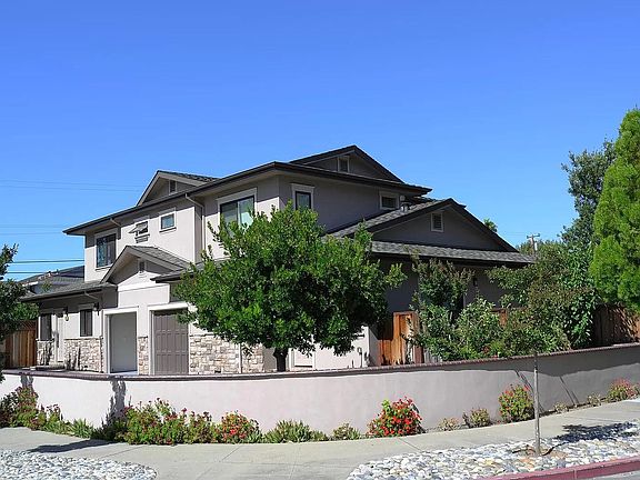 2nd image of 1650 Blackhawk Dr