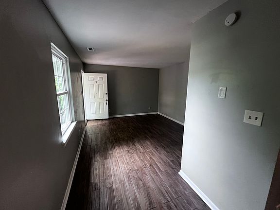 4th image of 1214 Camden Ave #D