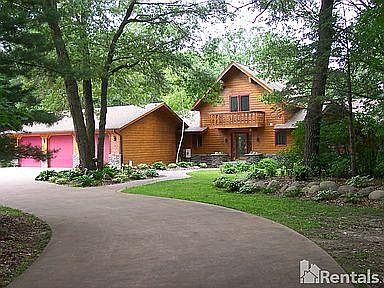 3rd image of 28080 Lakewood Dr NW
