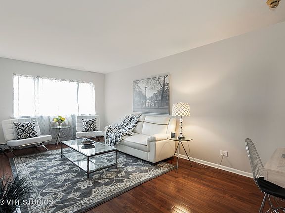 3rd image of 7650 W Altgeld St APT 501
