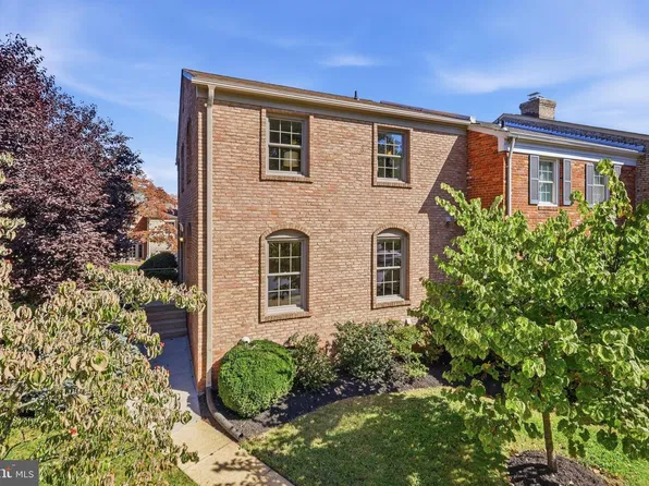3171 Stonehurst Dr, Fairfax, VA 22031