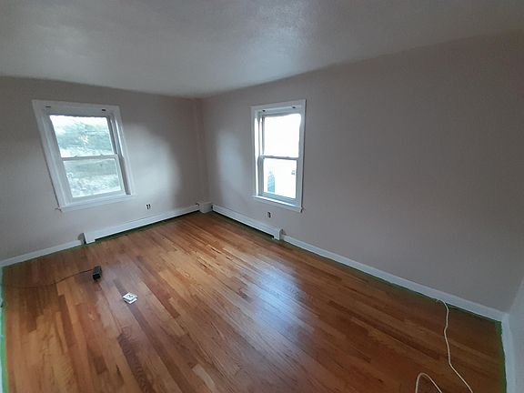 2nd image of 53 Parke Ave #1