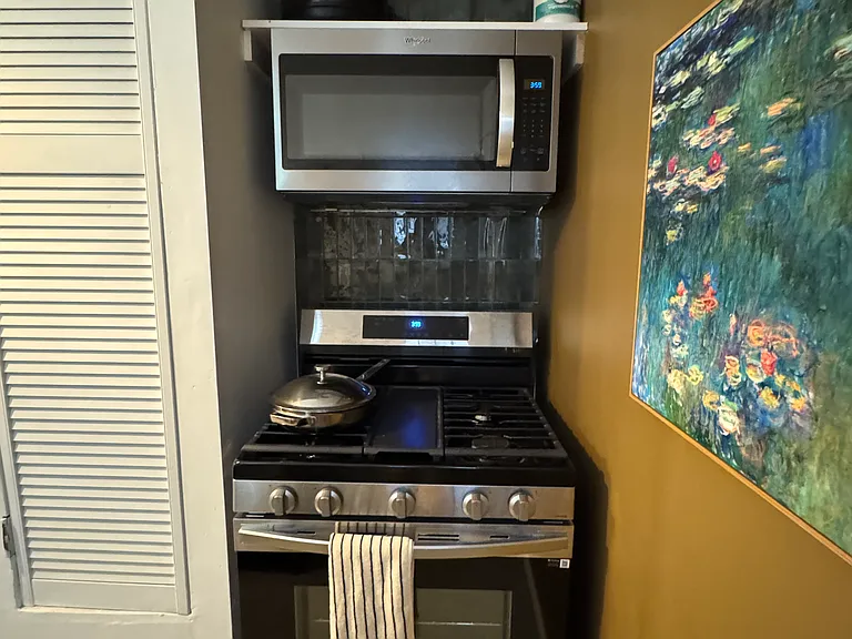 1132 N Vista St #1 — Photo 21