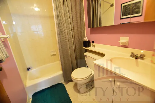 Rented by City Stop Realty | media 11