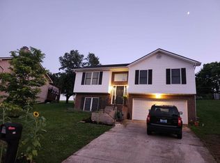 313 Geronimo Ct, Winchester, KY 40391