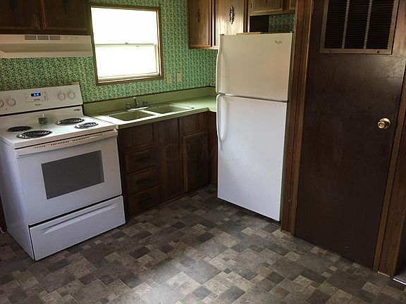 4th image of 716 S 8th St