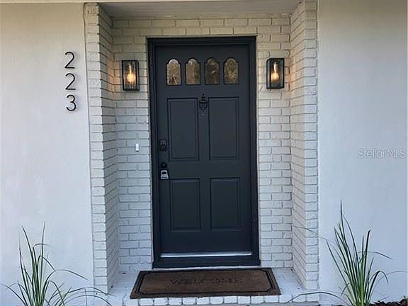 3rd image of 223 Forrest Dr