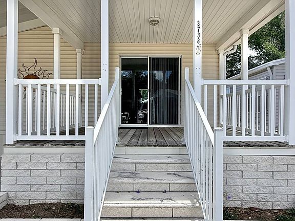 2nd image of 3738 Binnacle Dr