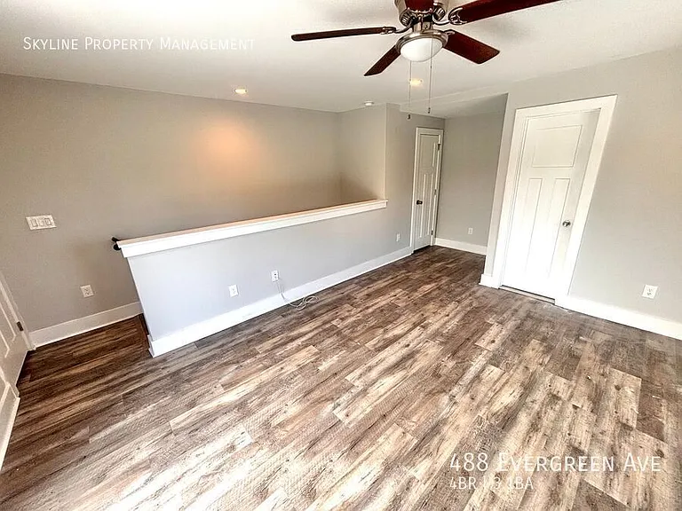 488 Evergreen Ave — Photo 28