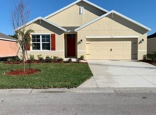 2716 Granville Mnr SW, Vero Beach, FL 32968