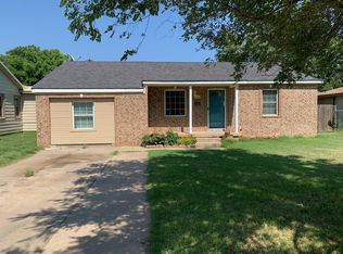1425 Fox Ave, Dumas, TX 79029