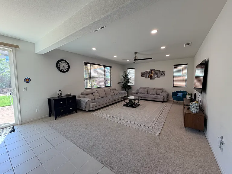 3410 Foothill Pine Ct — Photo 25