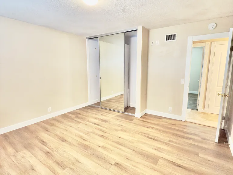 9696 Mariposa Ave — Photo 16