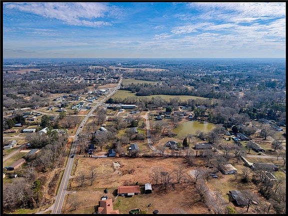 2nd image of 2205 Whitehall Rd