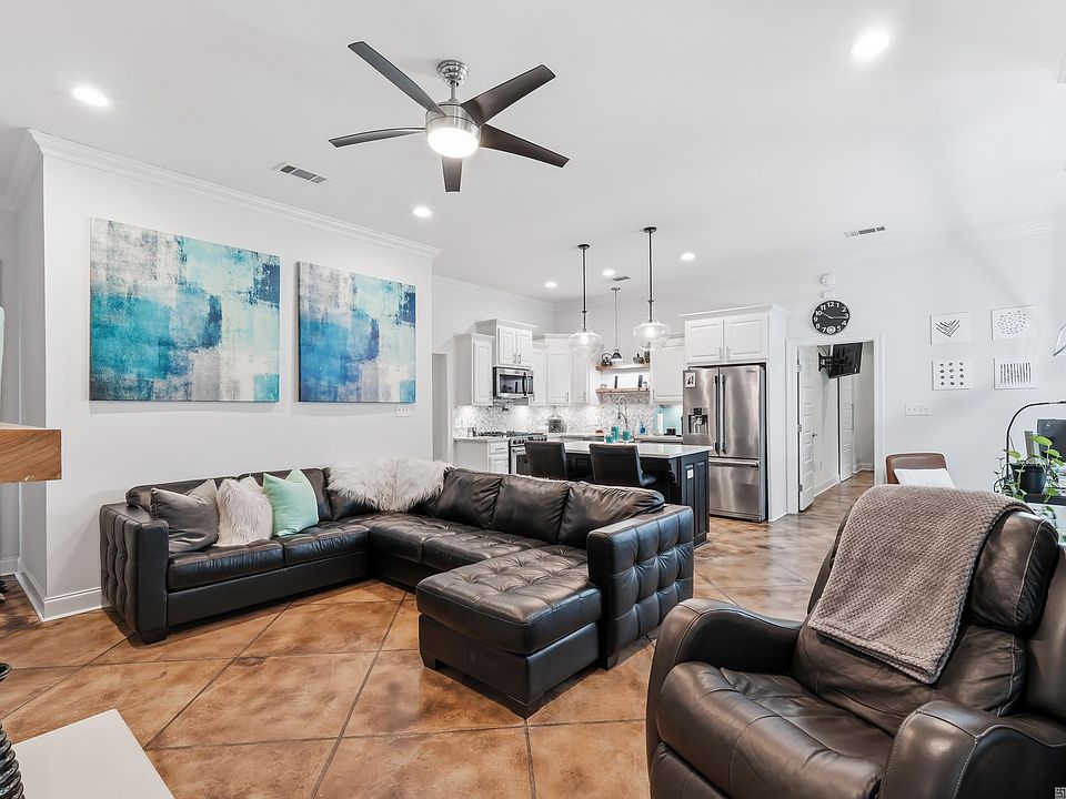 1st image of 10218 La Jolla Ct