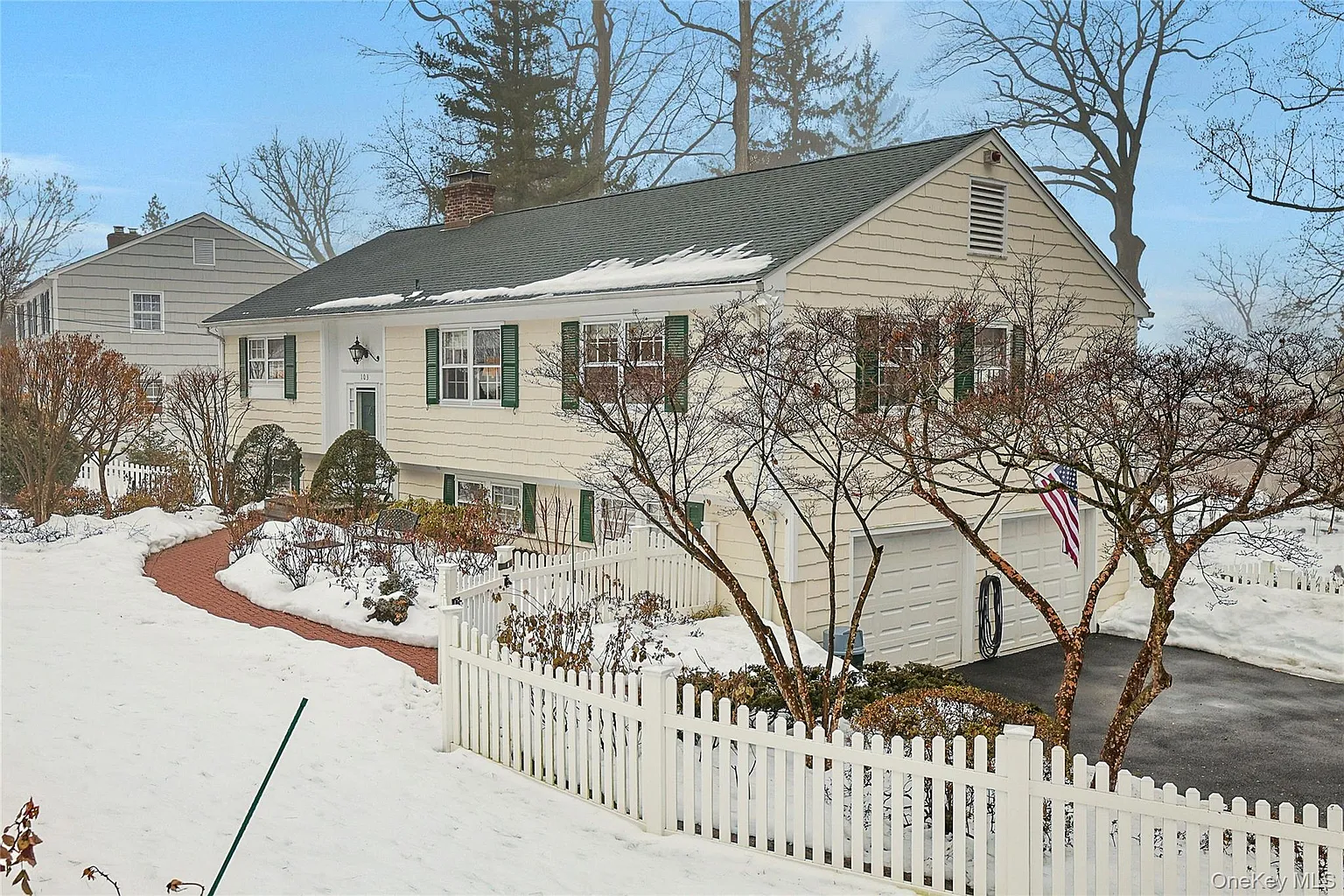 103 River Road photo 1
