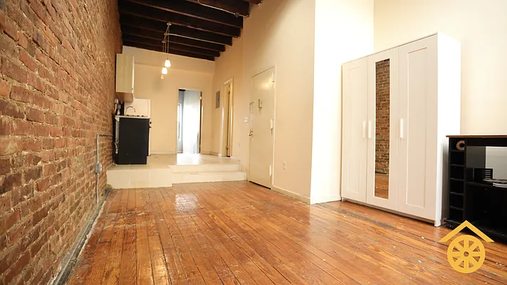 Rented by Gypsy Housing LLC | media 16