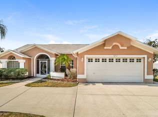 8712 Cypress Lakes Blvd, New Port Richey, FL 34653