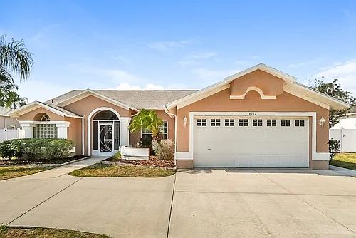 8712 Cypress Lakes Blvd Photo 1