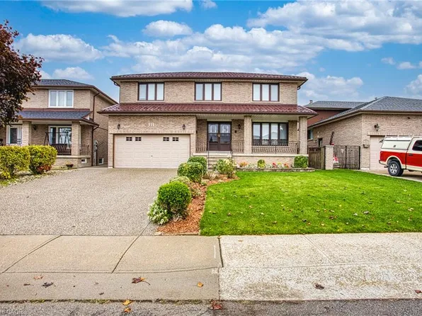 11 Ellen Ave, Hamilton, ON L8G 5A9