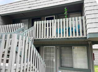 3334 Harbor Cir APT B, Paso Robles, CA 93446