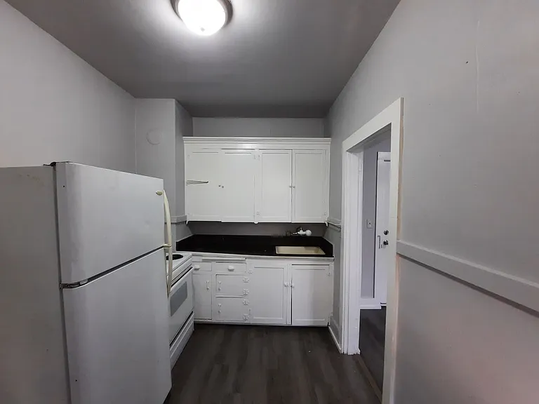 421 South Mission St- 10 Units — Photo 6