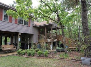 318 Barkwood Dr, Brookeland, TX 75931