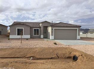 7406 E Curvo Dr, Kingman, AZ 86401