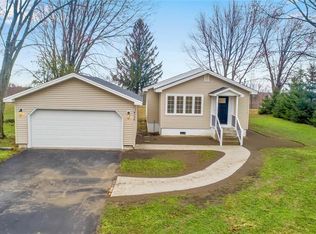 4130 Tennessee Cir, Eden, NY 14057