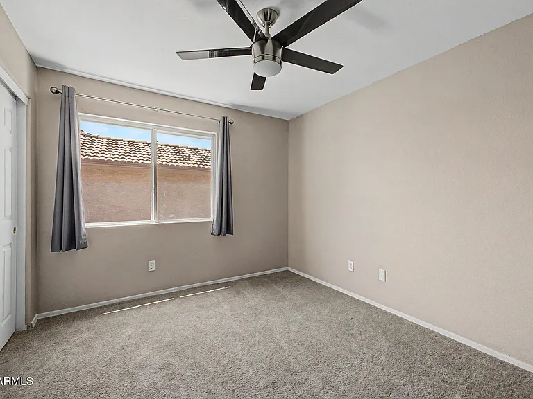 4518 E Rowel Rd — Photo 27