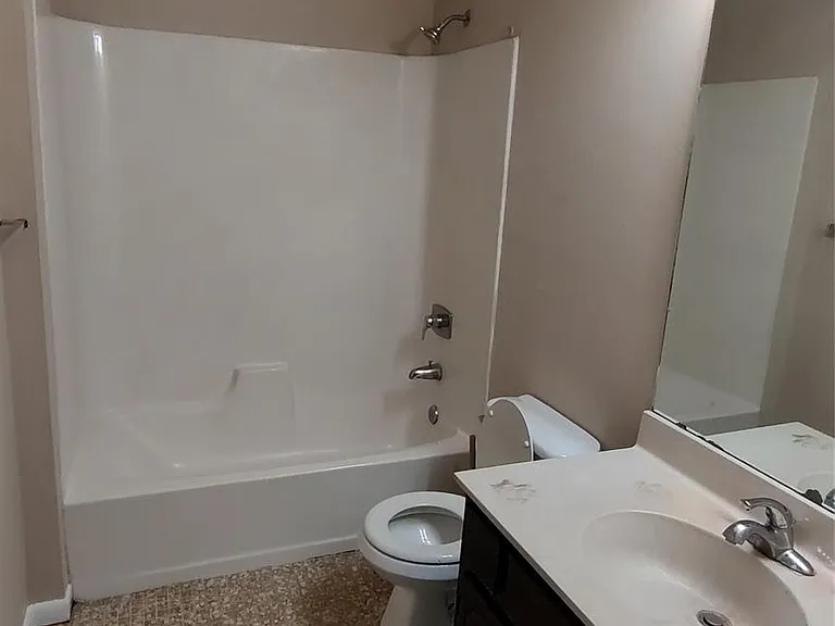 4513 Avenue P 1/2 #3 — Photo 21