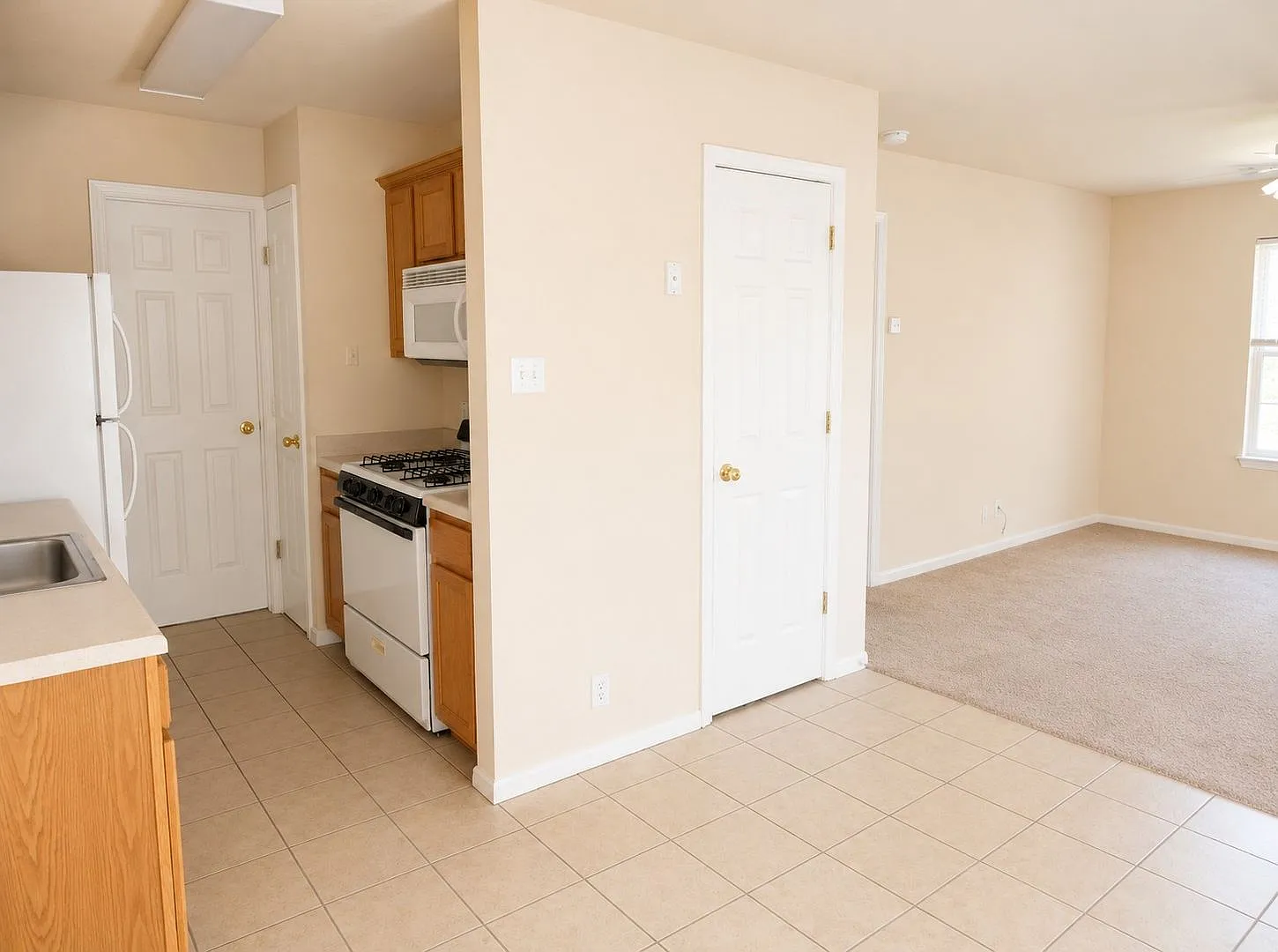 5212-B Guadalupe — Photo 2