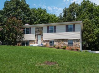 610 Arlington Dr, Knoxville, TN 37934