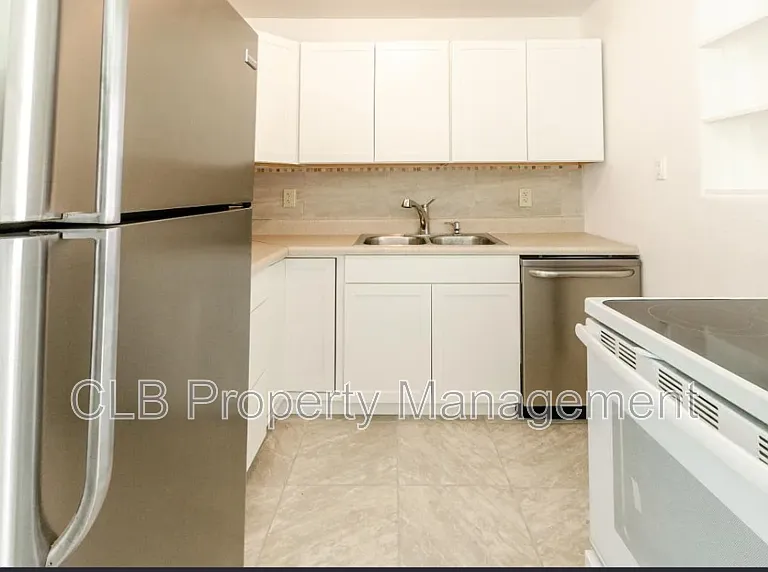 36 Brooks Dr — Photo 5