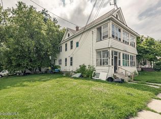 38 Hibbard St, Amsterdam, NY 12010