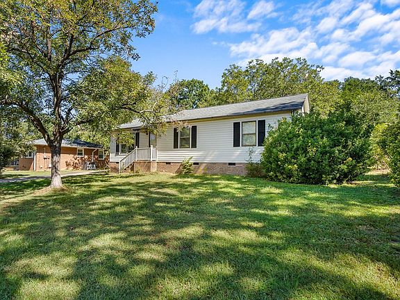 2nd image of 207 Mayfield Rd