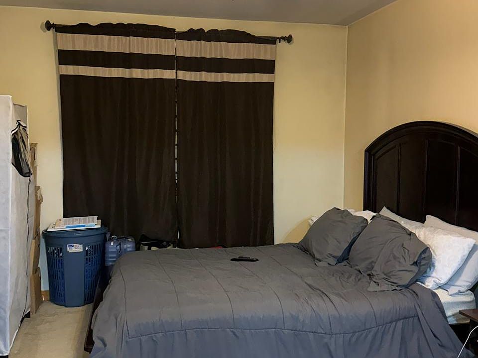 2nd image of 456 Mountainview Ave #1