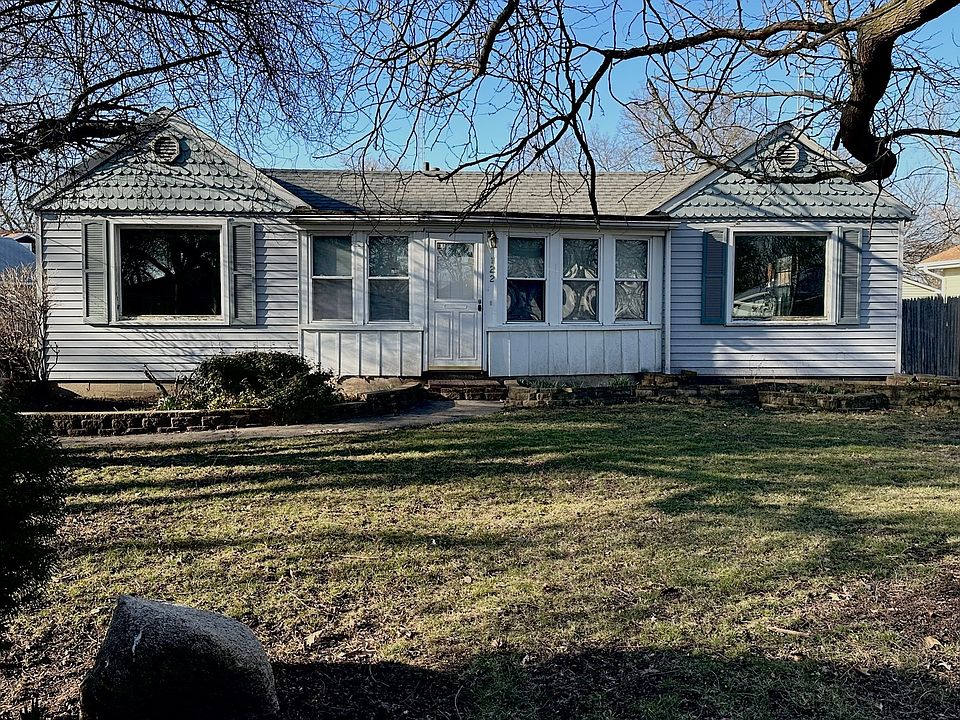1st image of 122 Sherman Ave