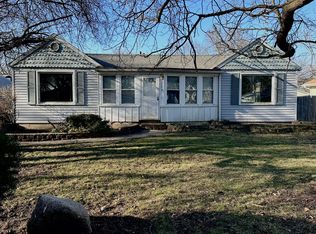 122 Sherman Ave, Montgomery, IL 60538