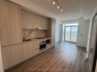28 Interchange Way #1611, Vaughan, ON L4K 5C3