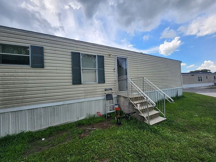 1st image of 8824 Cambourne Way