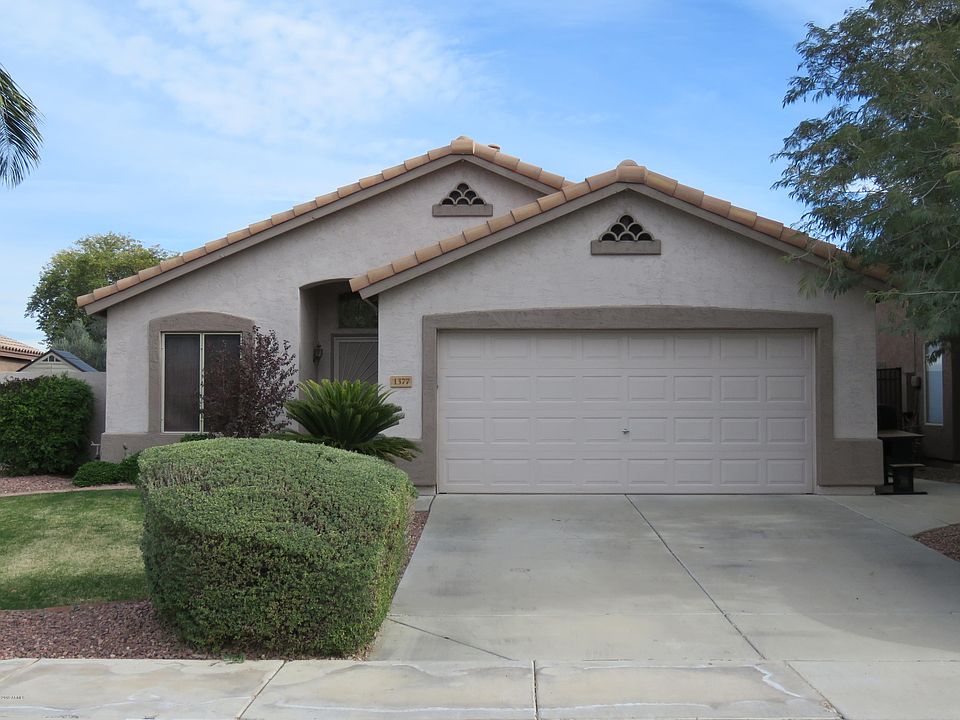 1st image of 1377 N Balboa Dr