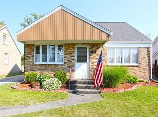 94 Cathedral Ln, Buffalo, NY