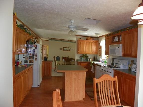 5th image of 11136 Cedar St