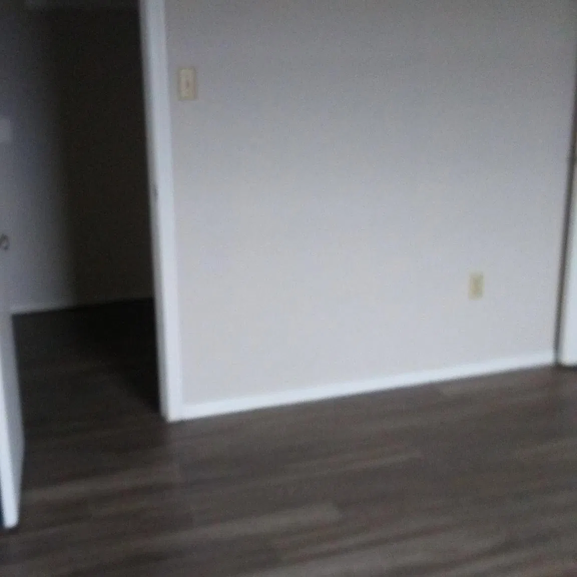 900 W East Ave — Photo 2