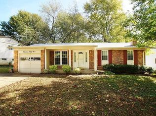 1459 Premio Dr, Fenton, MO 63026