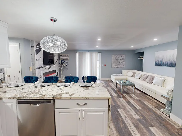 600 N Kensington Dr — Photo 4